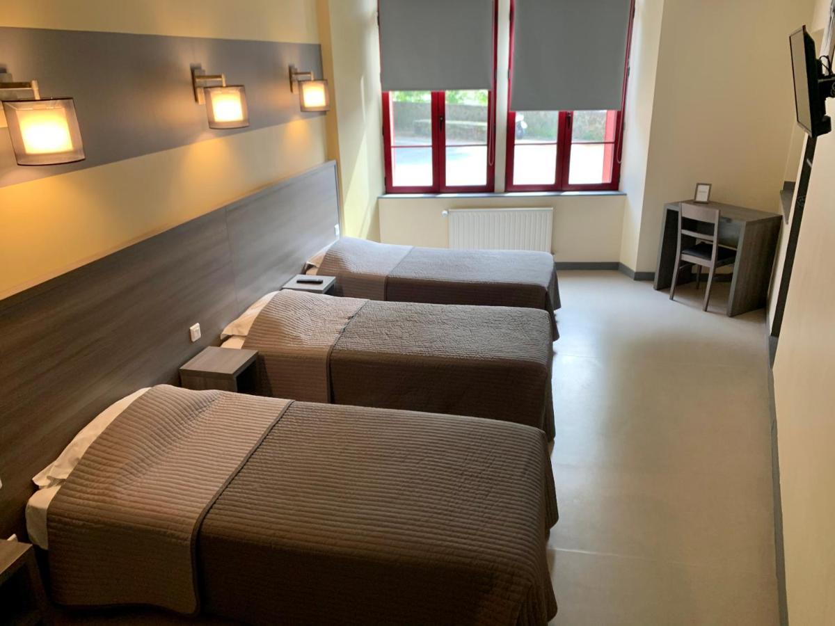 La Boule D'Or Otel Pouzauges Dış mekan fotoğraf