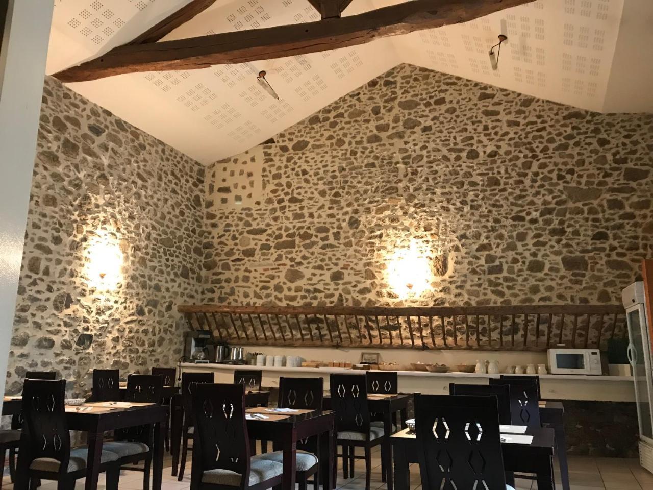 La Boule D'Or Otel Pouzauges Dış mekan fotoğraf